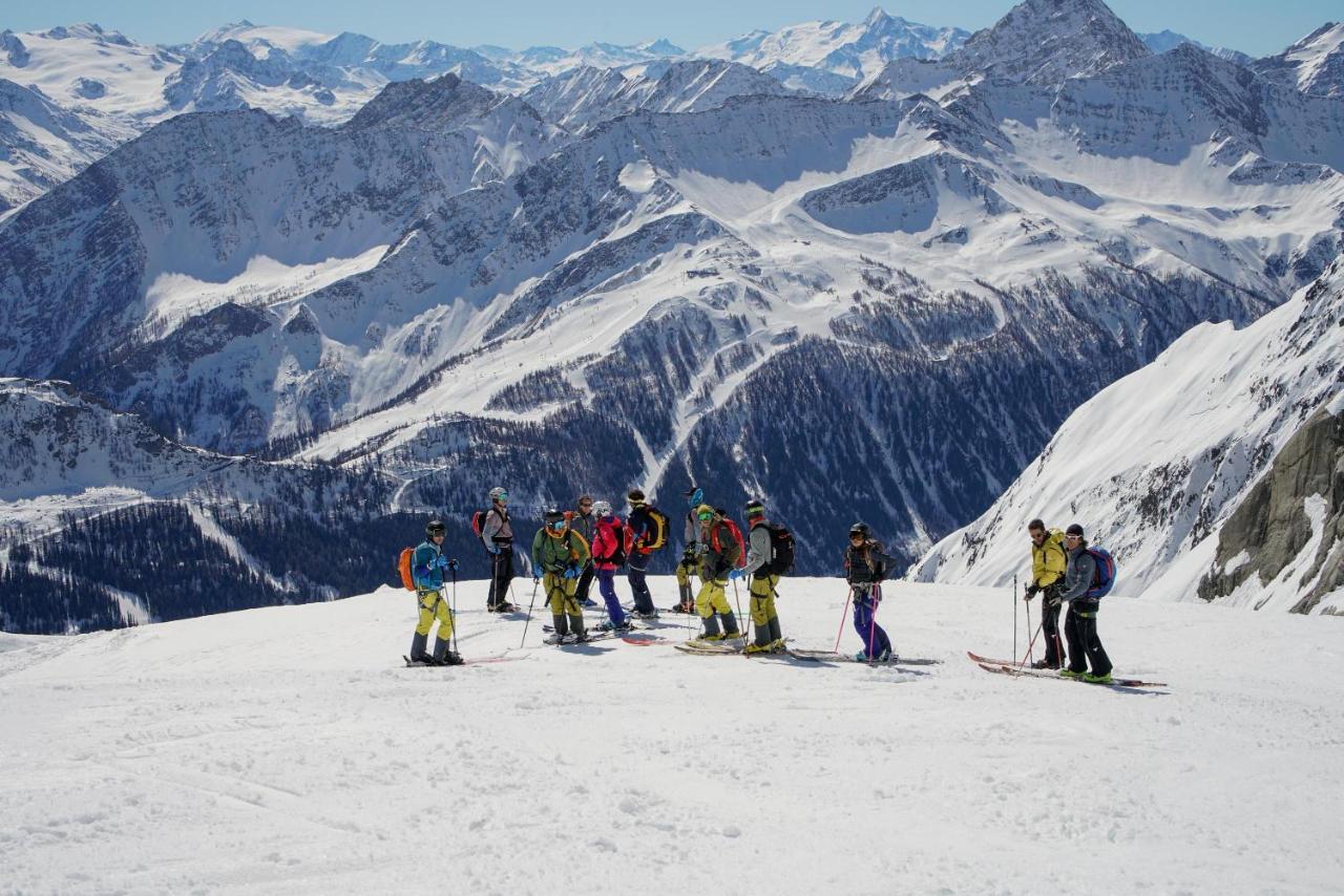 Le Massif Hotel & Lodge Courmayeur The Leading Hotels Of The World Kültér fotó