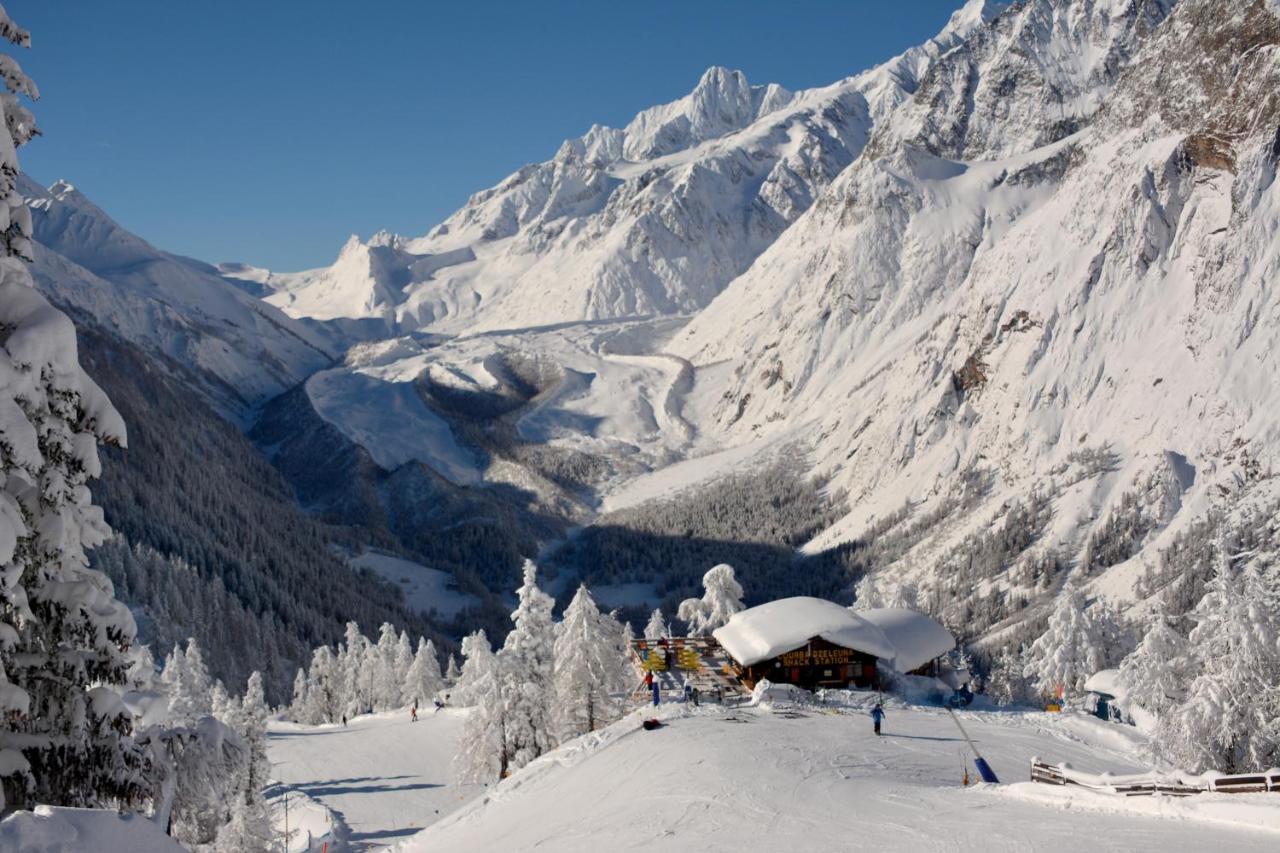 Le Massif Hotel & Lodge Courmayeur The Leading Hotels Of The World Kültér fotó