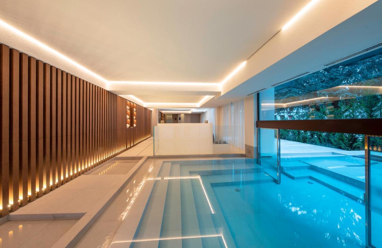 Le Massif Hotel & Lodge Courmayeur The Leading Hotels Of The World Kültér fotó
